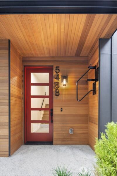 548 S Cloverdale Street #B, Seattle, WA 98108 - Photo 4