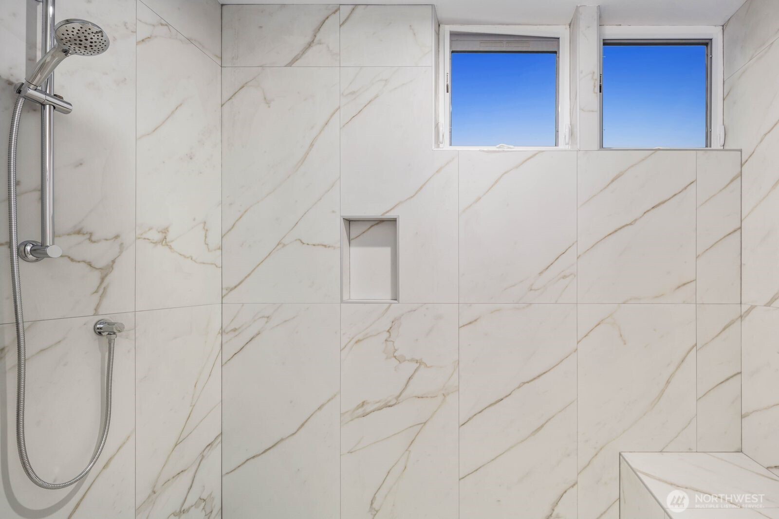 548 S Cloverdale Street #D, Seattle, WA 98108