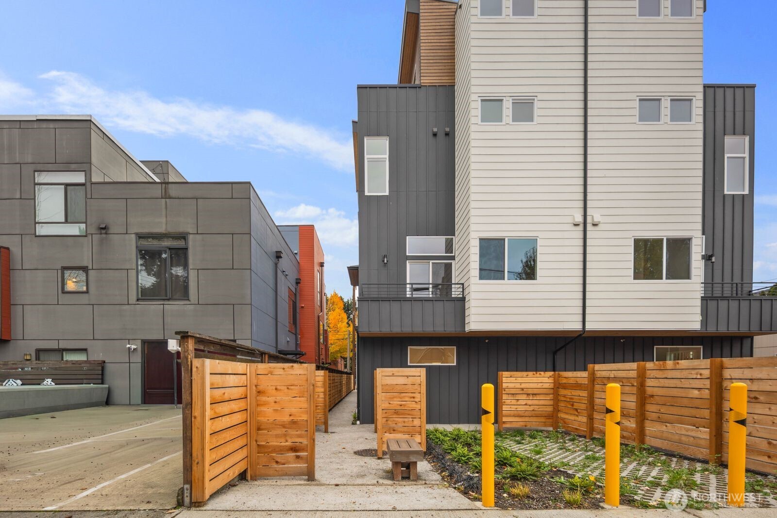 548 S Cloverdale Street #D, Seattle, WA 98108