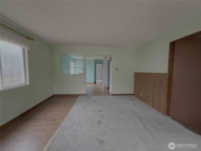 425 Sunnyhill Road W, Bremerton, WA 98312 - Photo 2