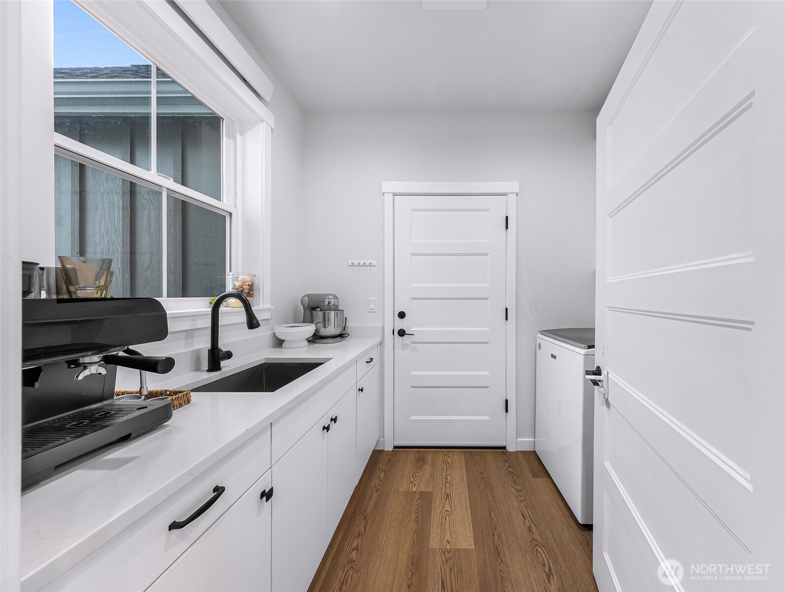 809 Pine Crest Drive , Everson, WA 98247