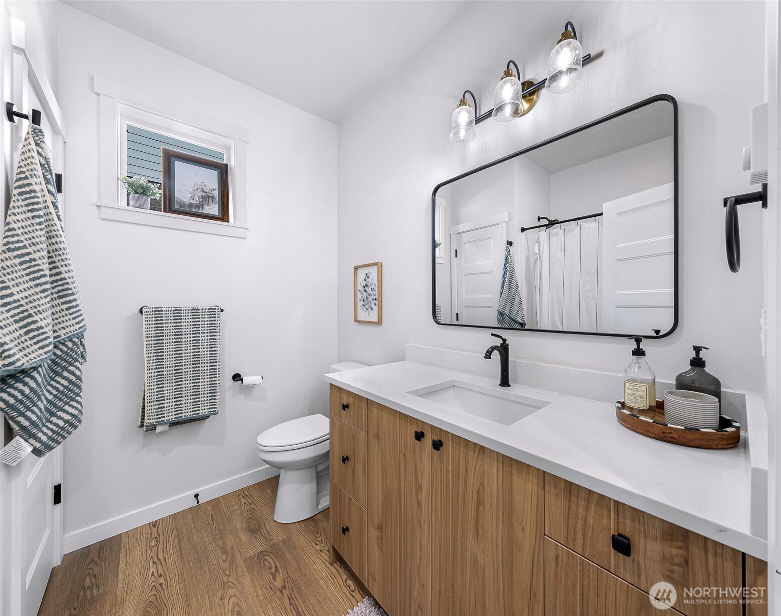 809 Pine Crest Drive , Everson, WA 98247