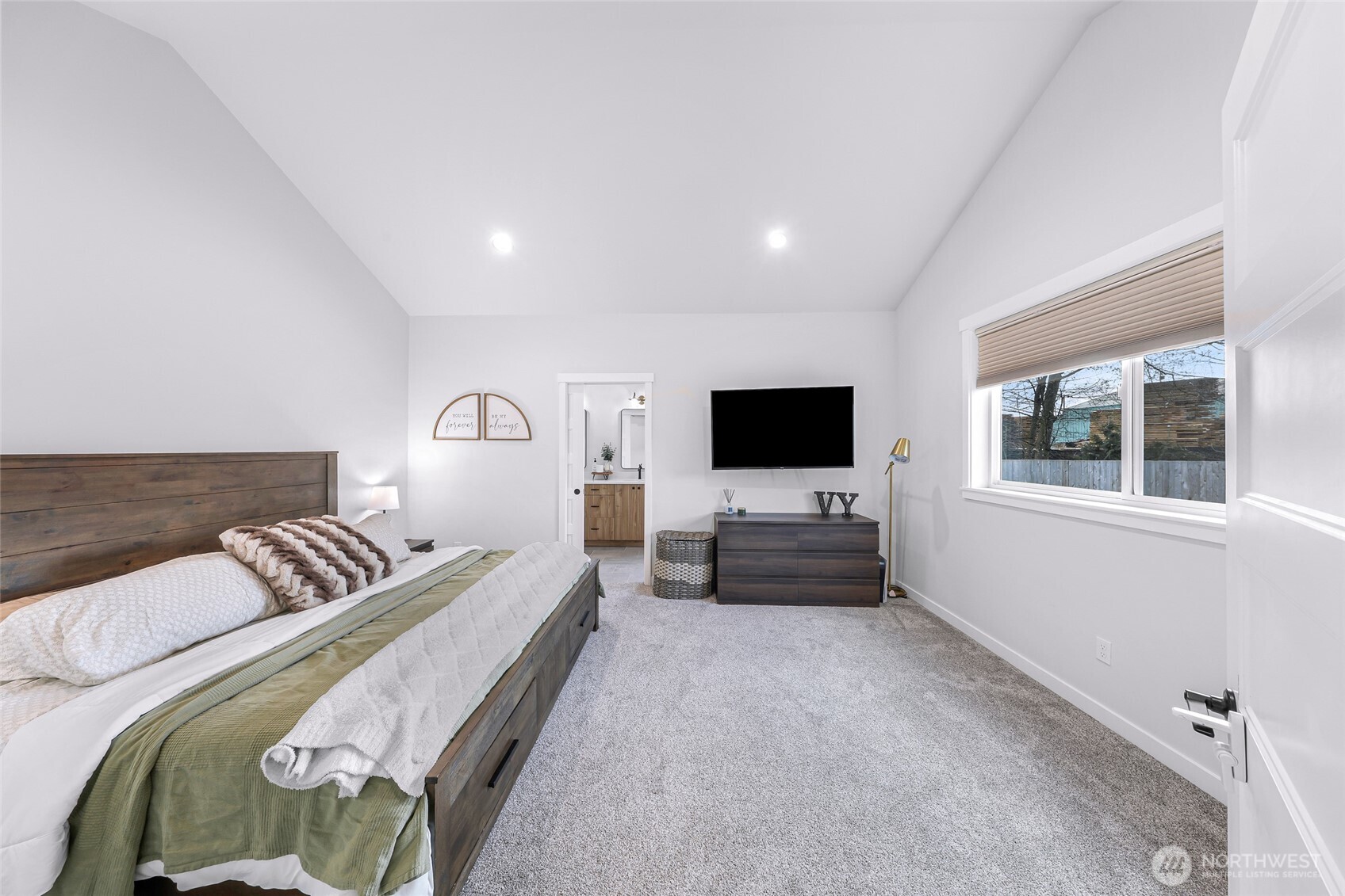 809 Pine Crest Drive , Everson, WA 98247