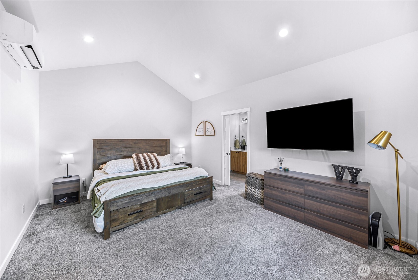 809 Pine Crest Drive , Everson, WA 98247