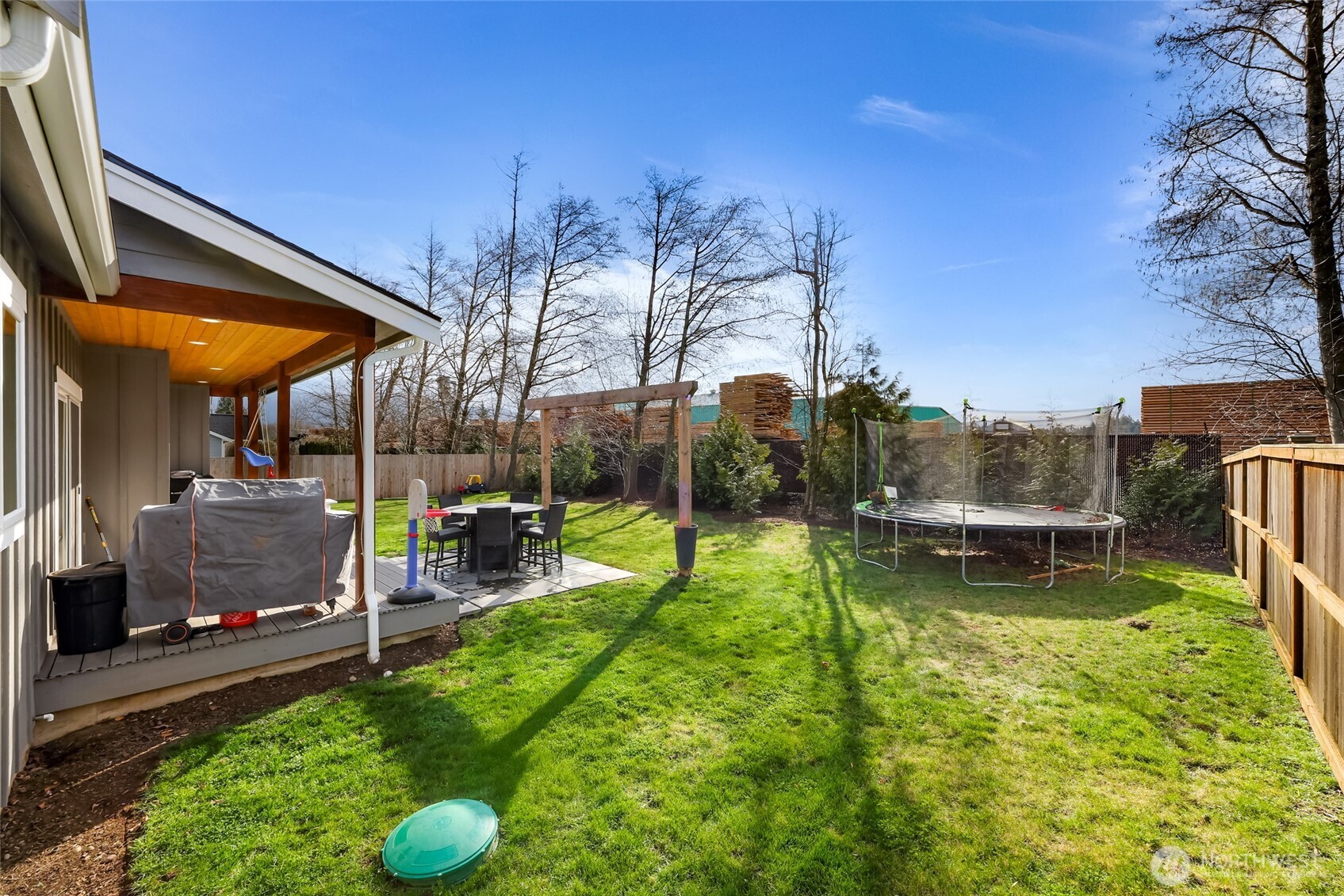 809 Pine Crest Drive , Everson, WA 98247