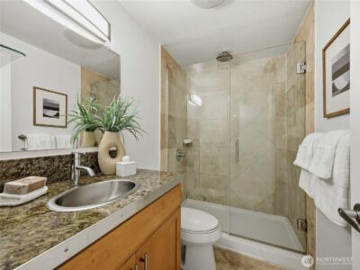 3661 Phinney Avenue N #107, Seattle, WA 98103 - Photo 15