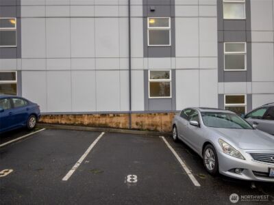 3661 Phinney Avenue N #107, Seattle, WA 98103 - Photo 26