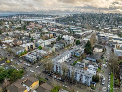 3661 Phinney Avenue N #107, Seattle, WA 98103 - Photo 29