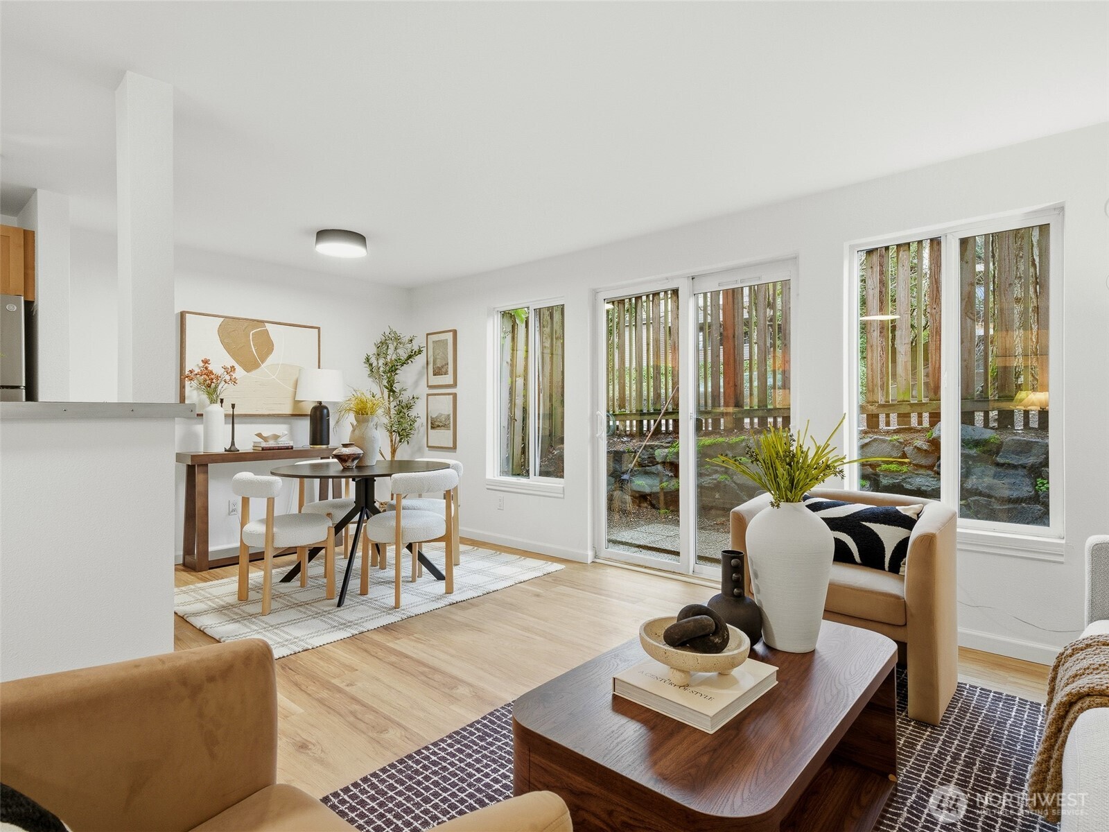 3661 Phinney Avenue N #107, Seattle, WA 98103