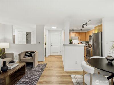 3661 Phinney Avenue N #107, Seattle, WA 98103 - Photo 9