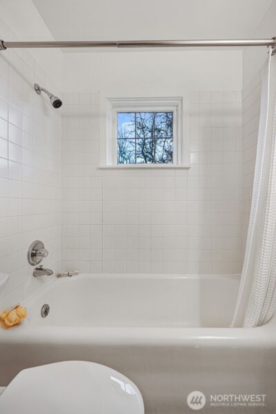 4001 NE 57th Street , Seattle, WA 98105 - Photo 14