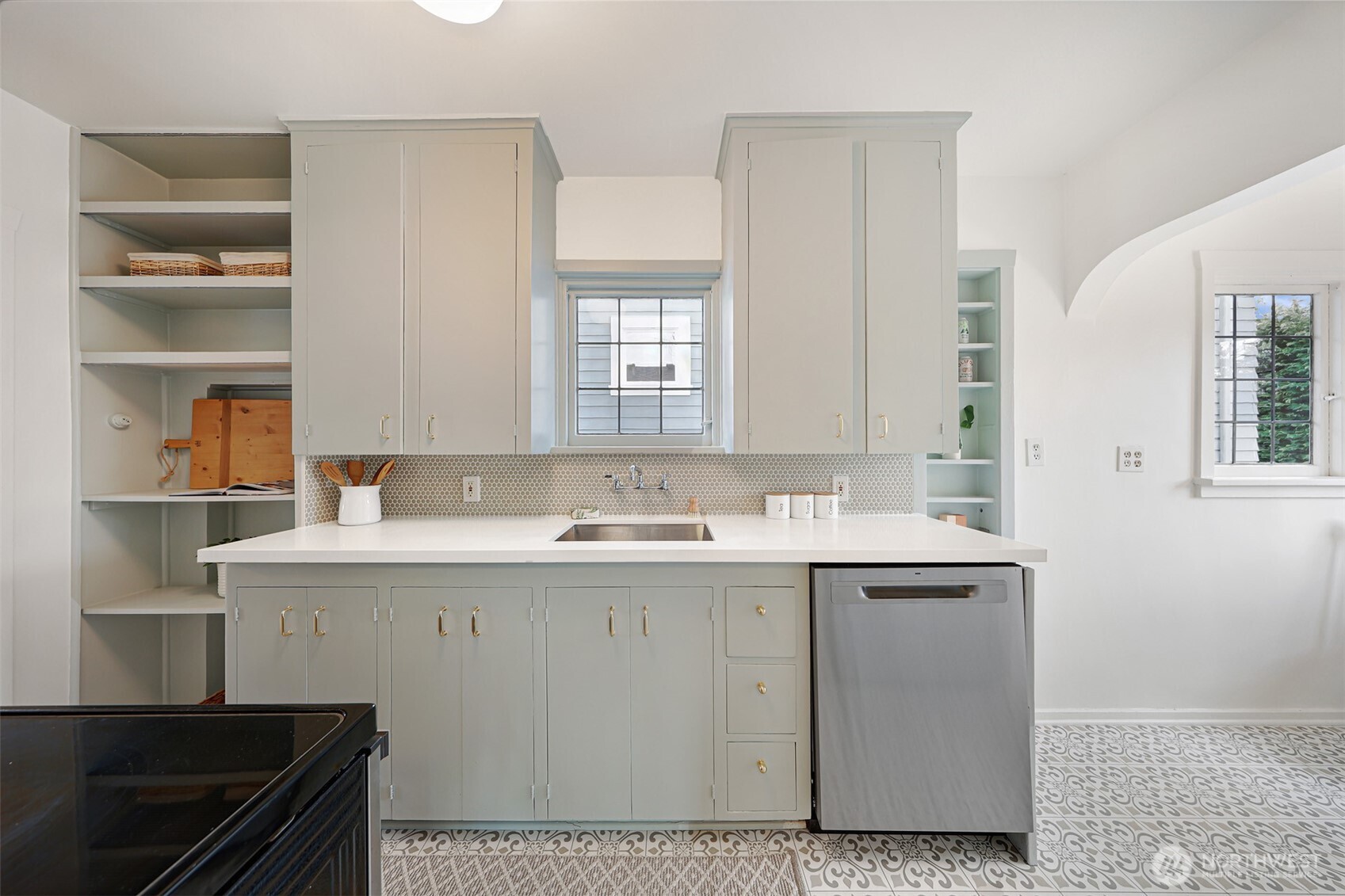 4001 NE 57th Street , Seattle, WA 98105