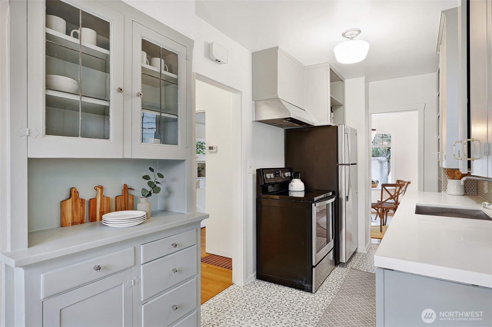 4001 NE 57th Street , Seattle, WA 98105