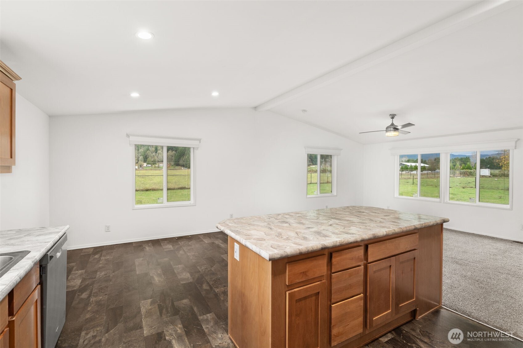 208 Mossyrock Rd West , Mossyrock, WA 98564