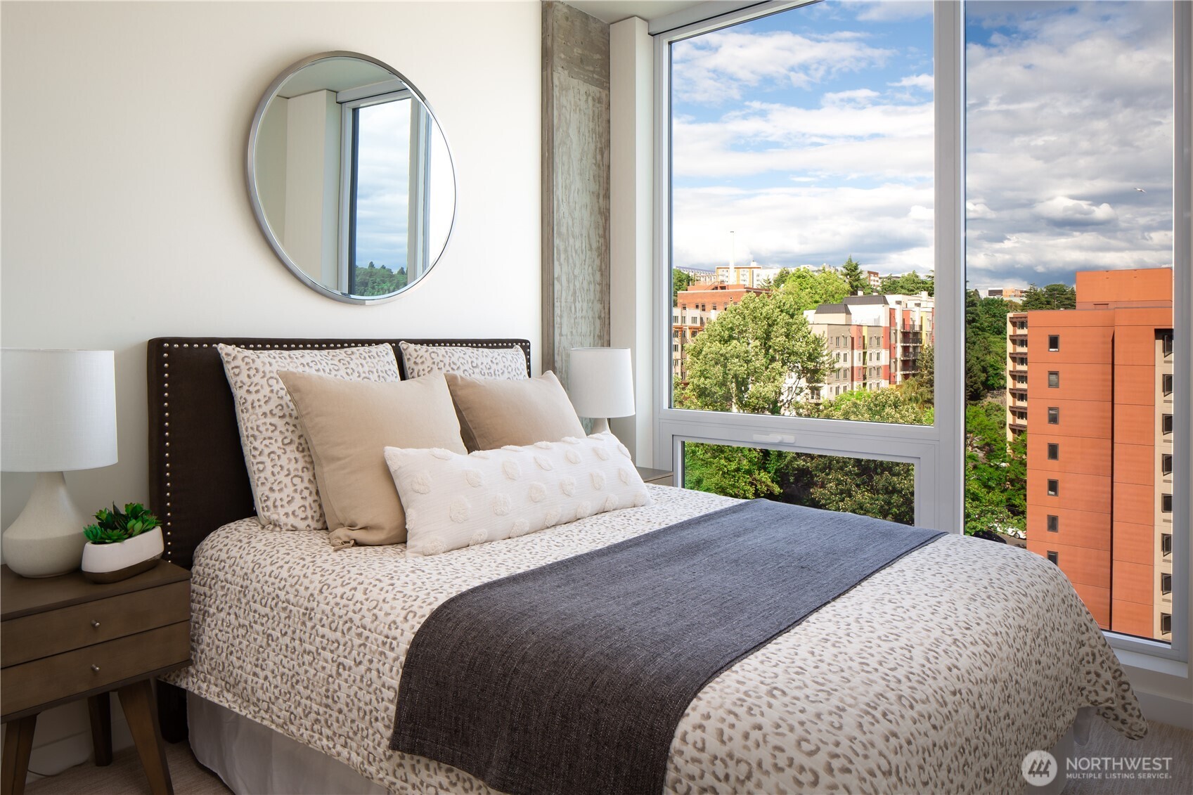 450 S Main Street #407, Seattle, WA 98104