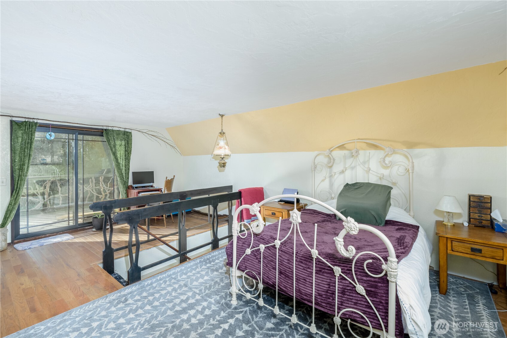 323 Hulse Road , Port Angeles, WA 98362