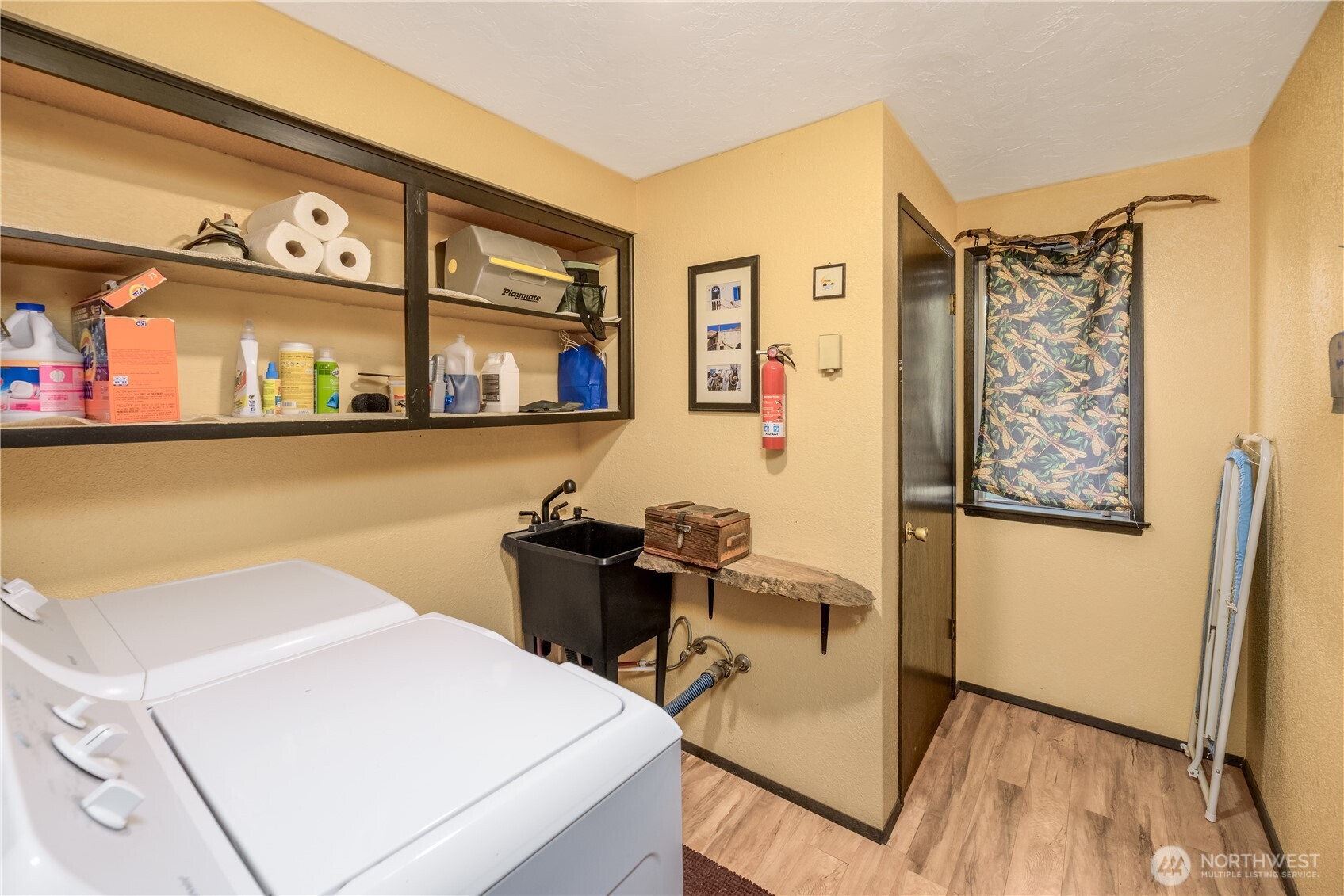 323 Hulse Road , Port Angeles, WA 98362