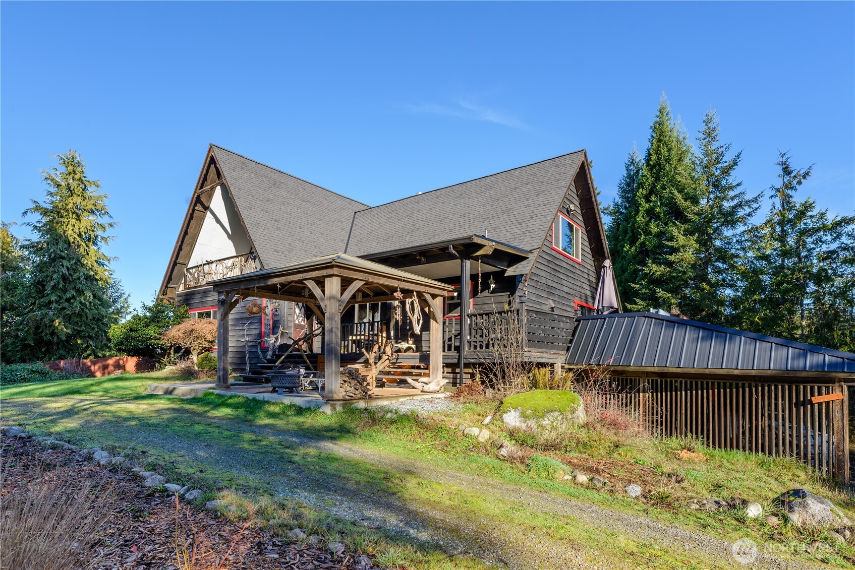 323 Hulse Road , Port Angeles, WA 98362