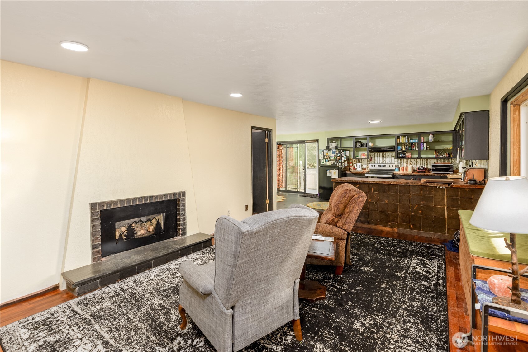 323 Hulse Road , Port Angeles, WA 98362