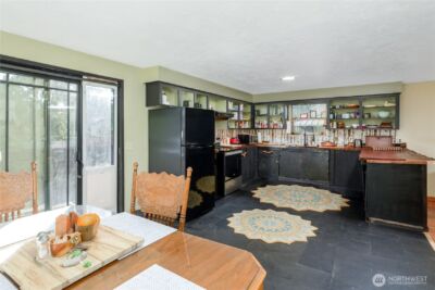 323 Hulse Road , Port Angeles, WA 98362 - Photo 9