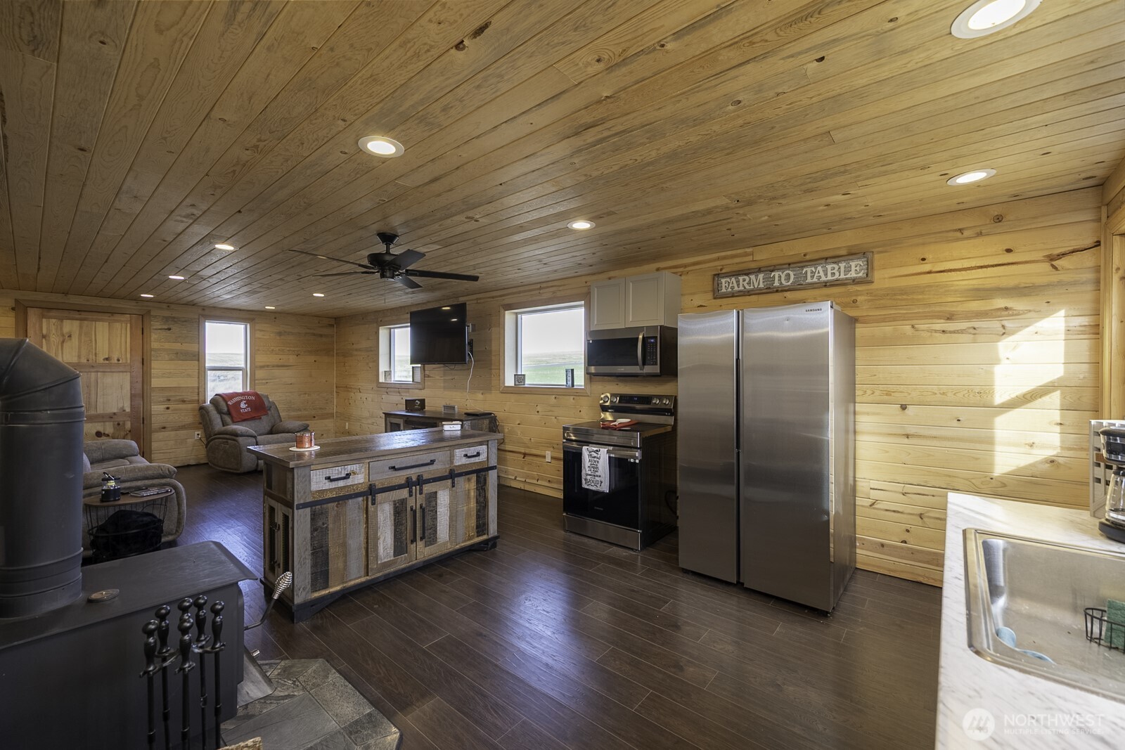 32244 Mohler Road E, Mohler, WA 99154