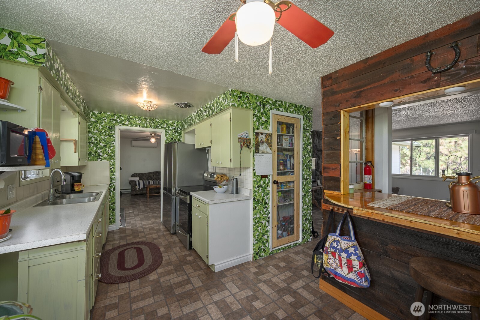 1228 E Lake Street , Medical Lake, WA 99022