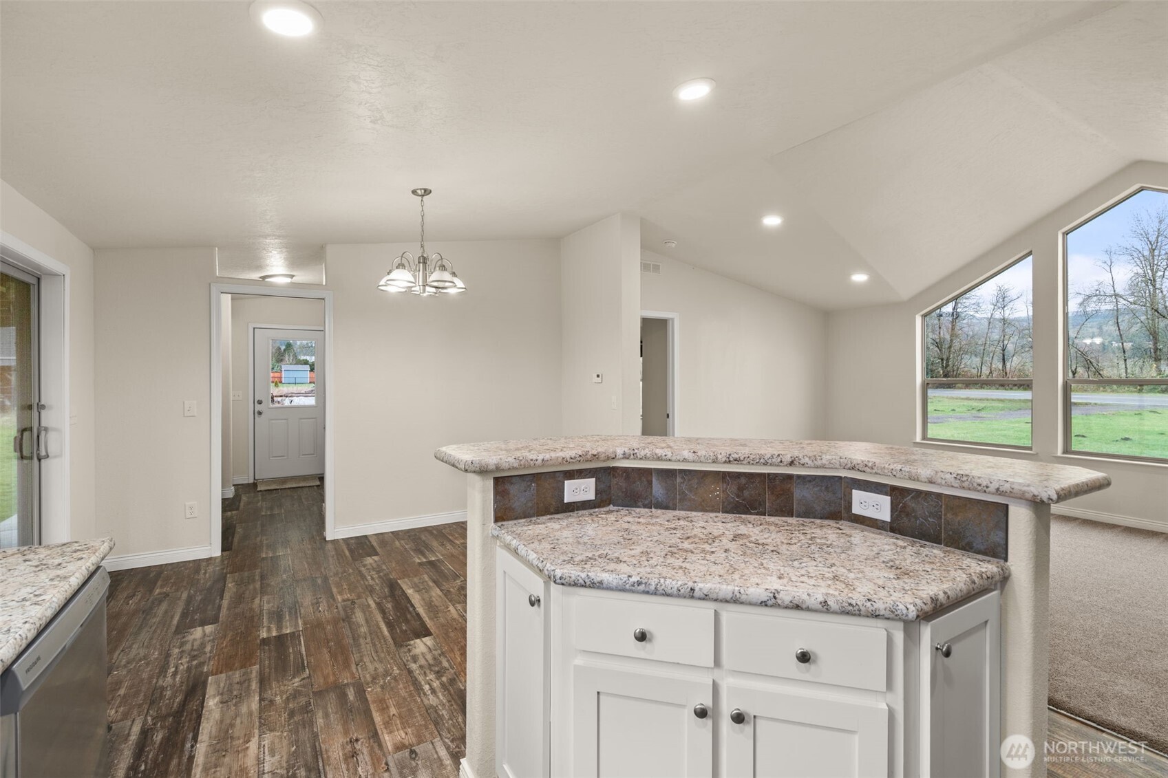 216 Mossyrock Rd West , Mossyrock, WA 98564