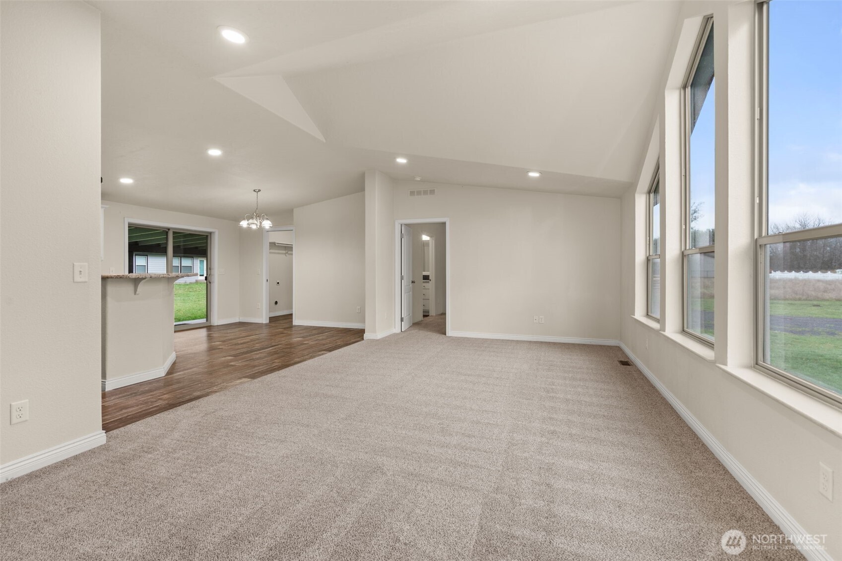 216 Mossyrock Rd West , Mossyrock, WA 98564