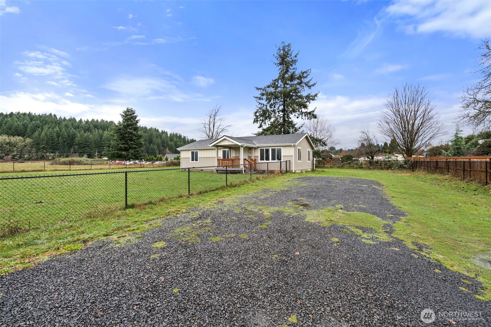 204 Mossyrock Rd West , Mossyrock, WA 98564