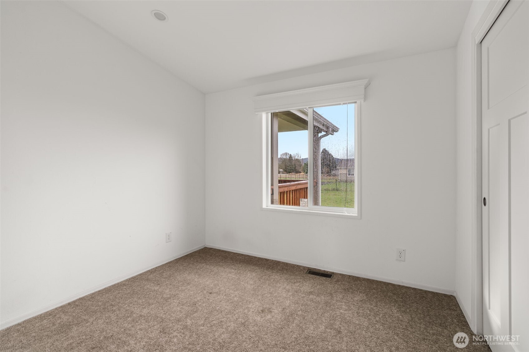 204 Mossyrock Rd West , Mossyrock, WA 98564