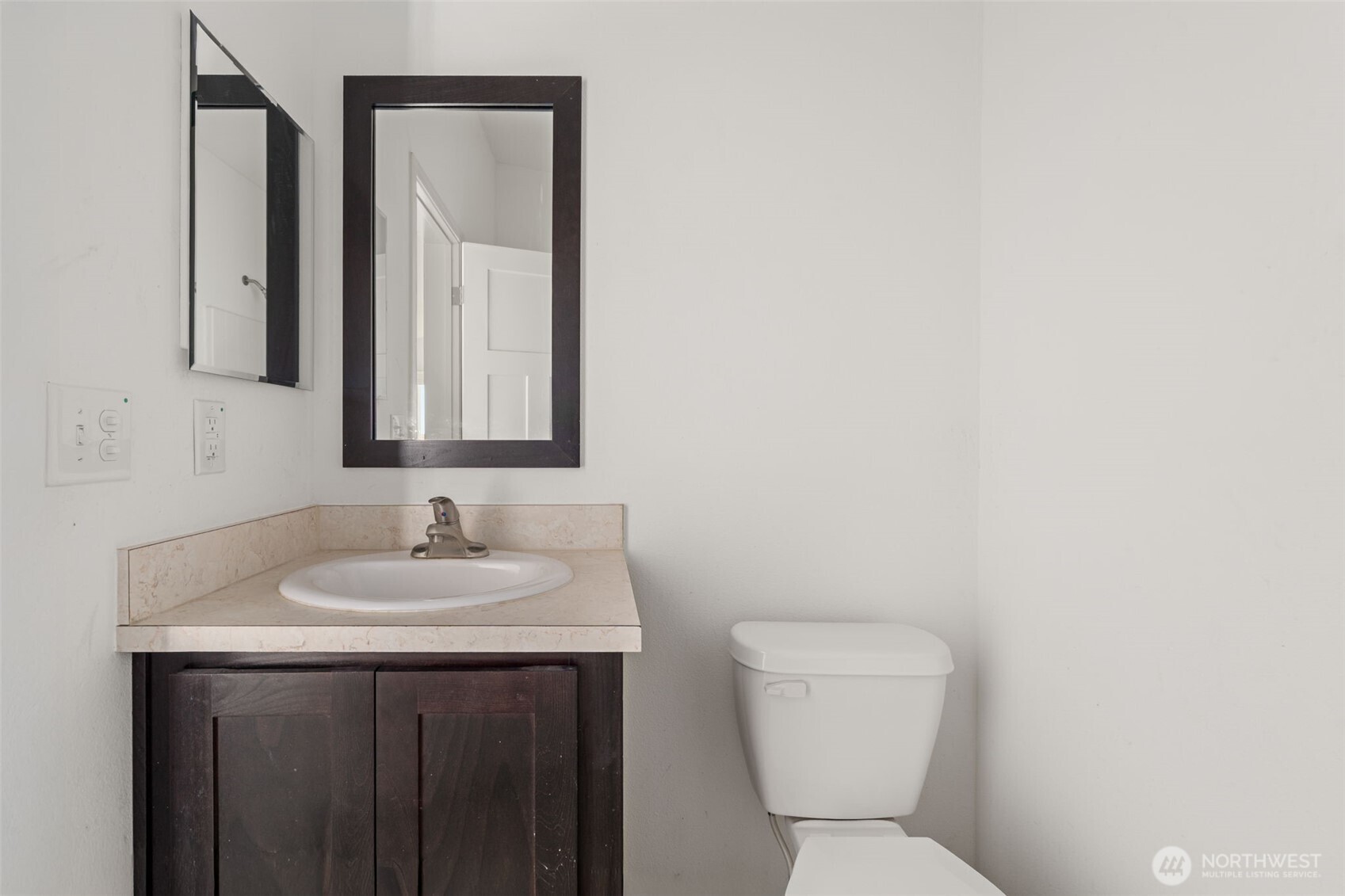 204 Mossyrock Rd West , Mossyrock, WA 98564