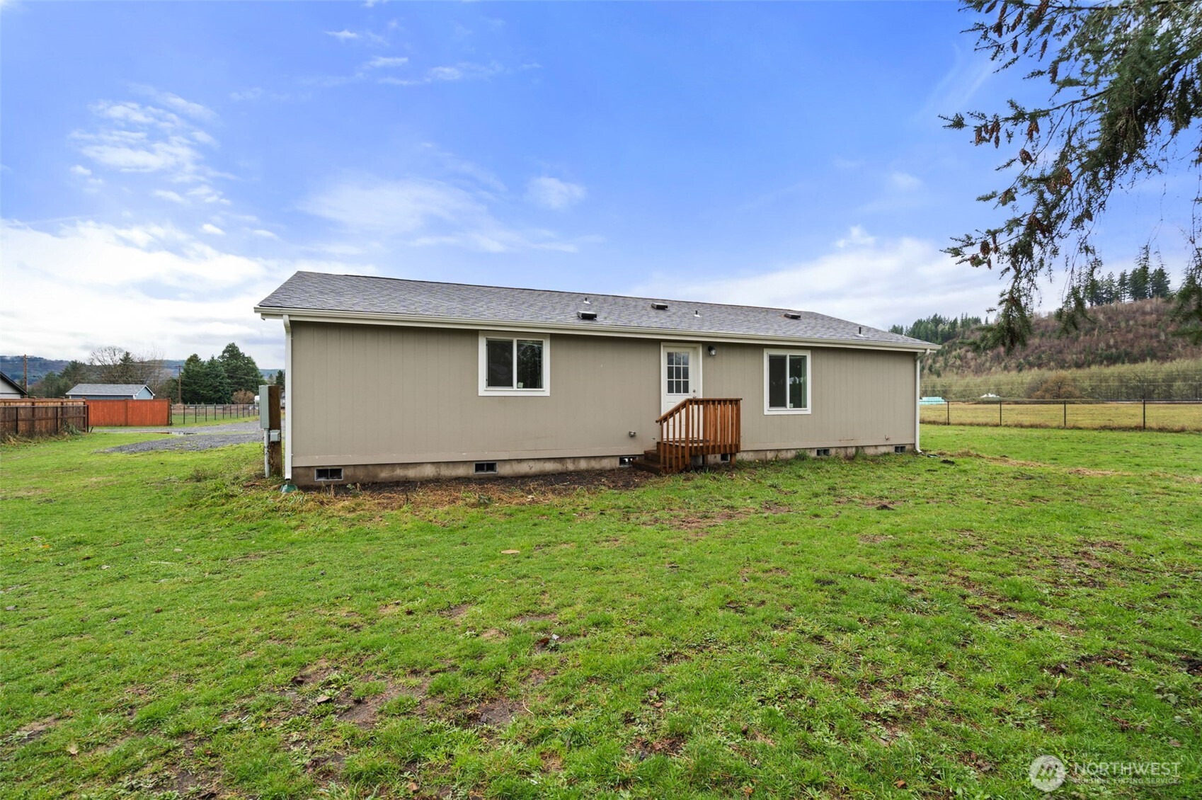 204 Mossyrock Rd West , Mossyrock, WA 98564