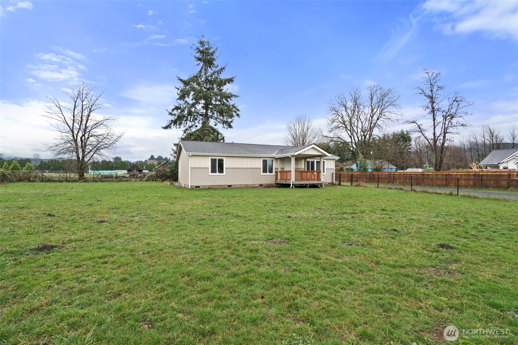 204 Mossyrock Rd West , Mossyrock, WA 98564