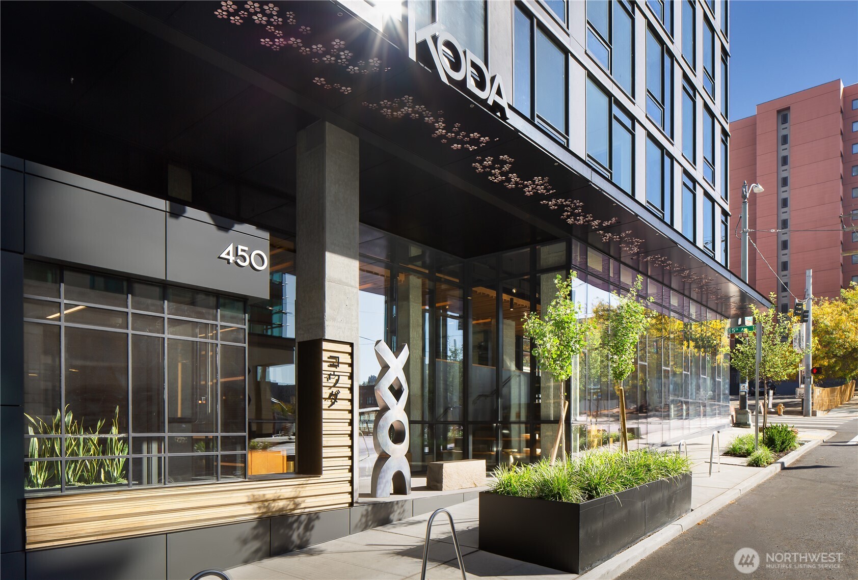 450 S Main St #901, Seattle, WA 98104