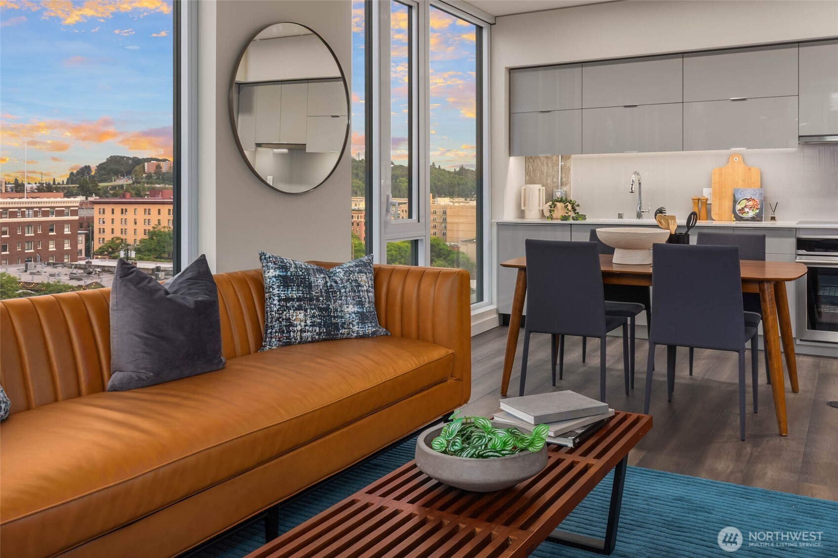 450 S Main St #901, Seattle, WA 98104