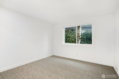 1028 Lakeview Boulevard E #4, Seattle, WA 98102 - Photo 12