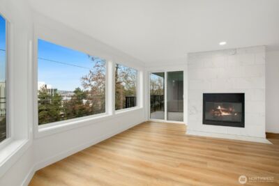 1028 Lakeview Boulevard E #4, Seattle, WA 98102 - Photo 5