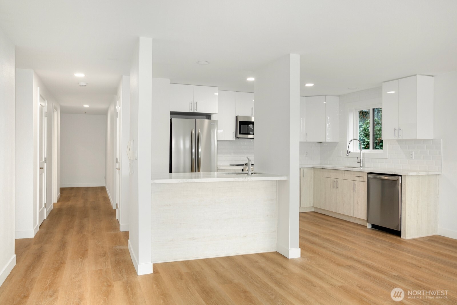 1028 Lakeview Boulevard E #4, Seattle, WA 98102