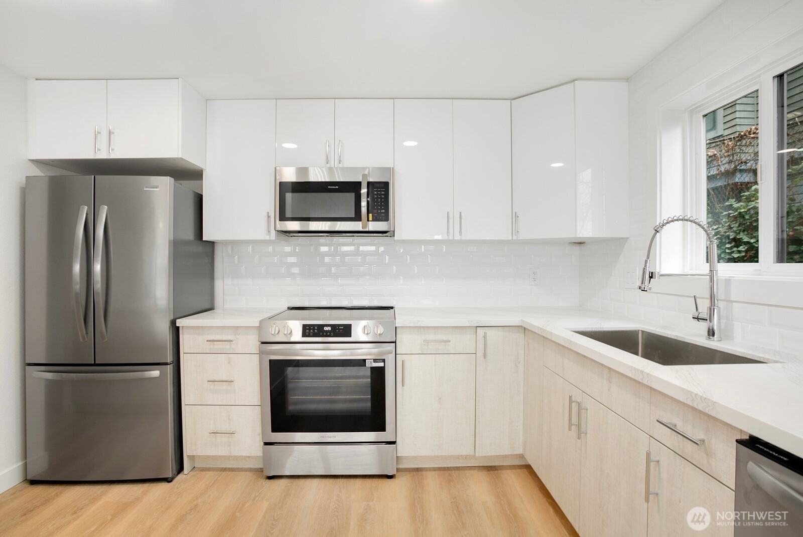 1028 Lakeview Boulevard E #4, Seattle, WA 98102