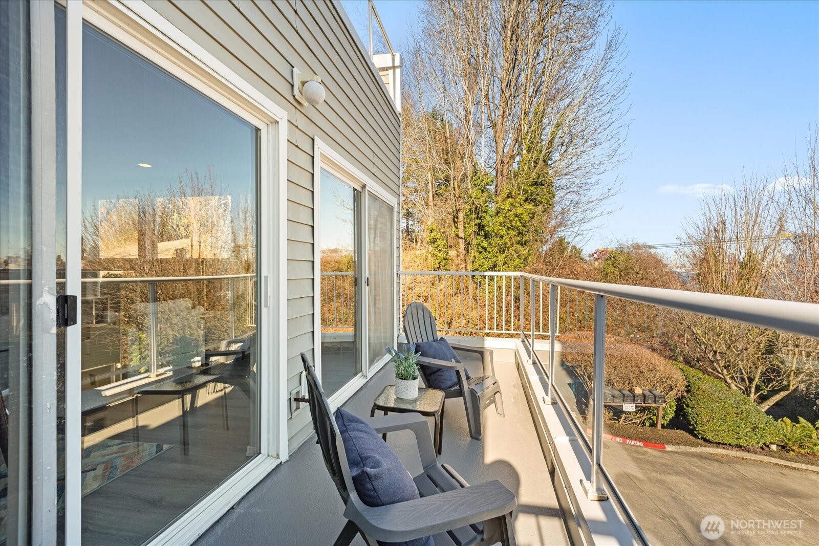 2325 Harbor Avenue SW #B1, Seattle, WA 98126-2076