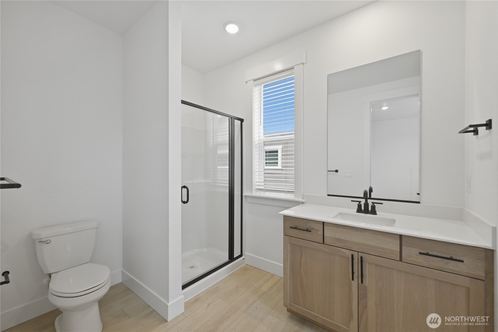 20433 Mystic Place E, Bonney Lake, WA 98391