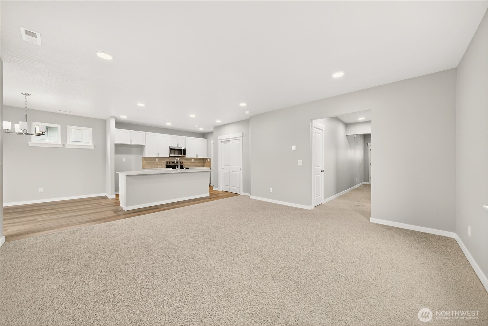 1203 Hickory Road , Moses Lake, WA 98837