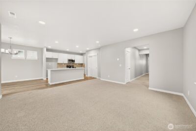 1203 Hickory Road , Moses Lake, WA 98837 - Photo 5