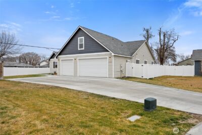 1512 S Madison Street , Moses Lake, WA 98837 - Photo 4