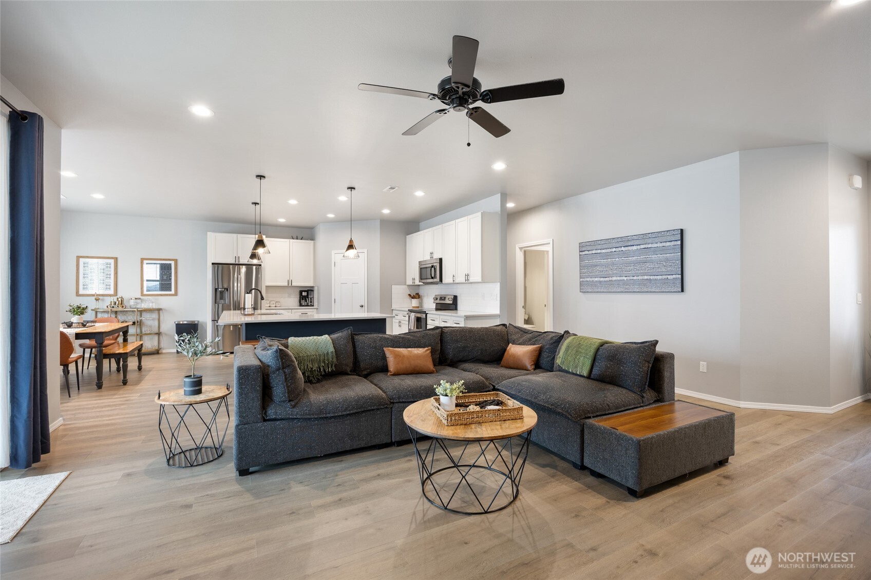 1512 S Madison Street , Moses Lake, WA 98837