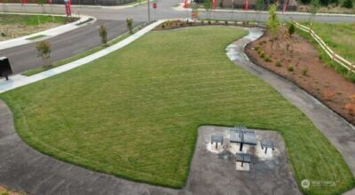 643 Barquist Lane N, Enumclaw, WA 98022 - Photo 5