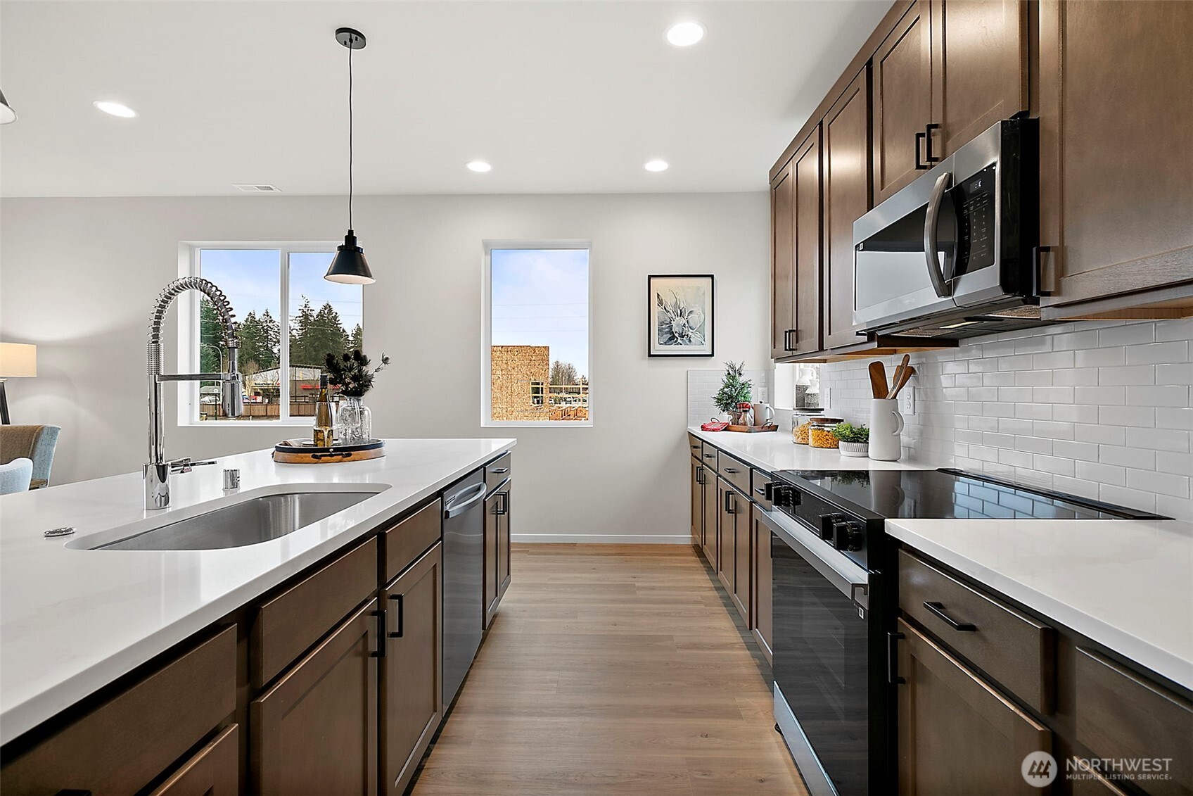 18518 SE 271st Place , Covington, WA 98042