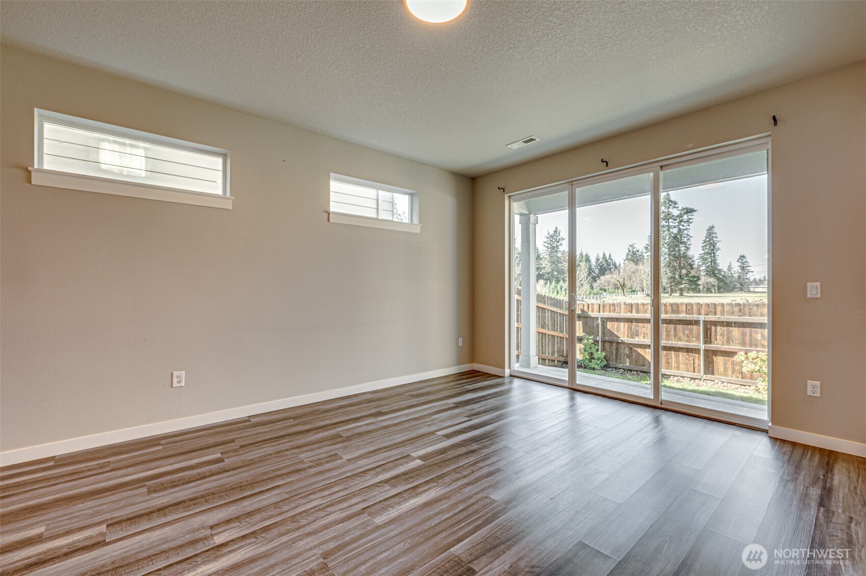 1203 S Union Place , Ridgefield, WA 98632
