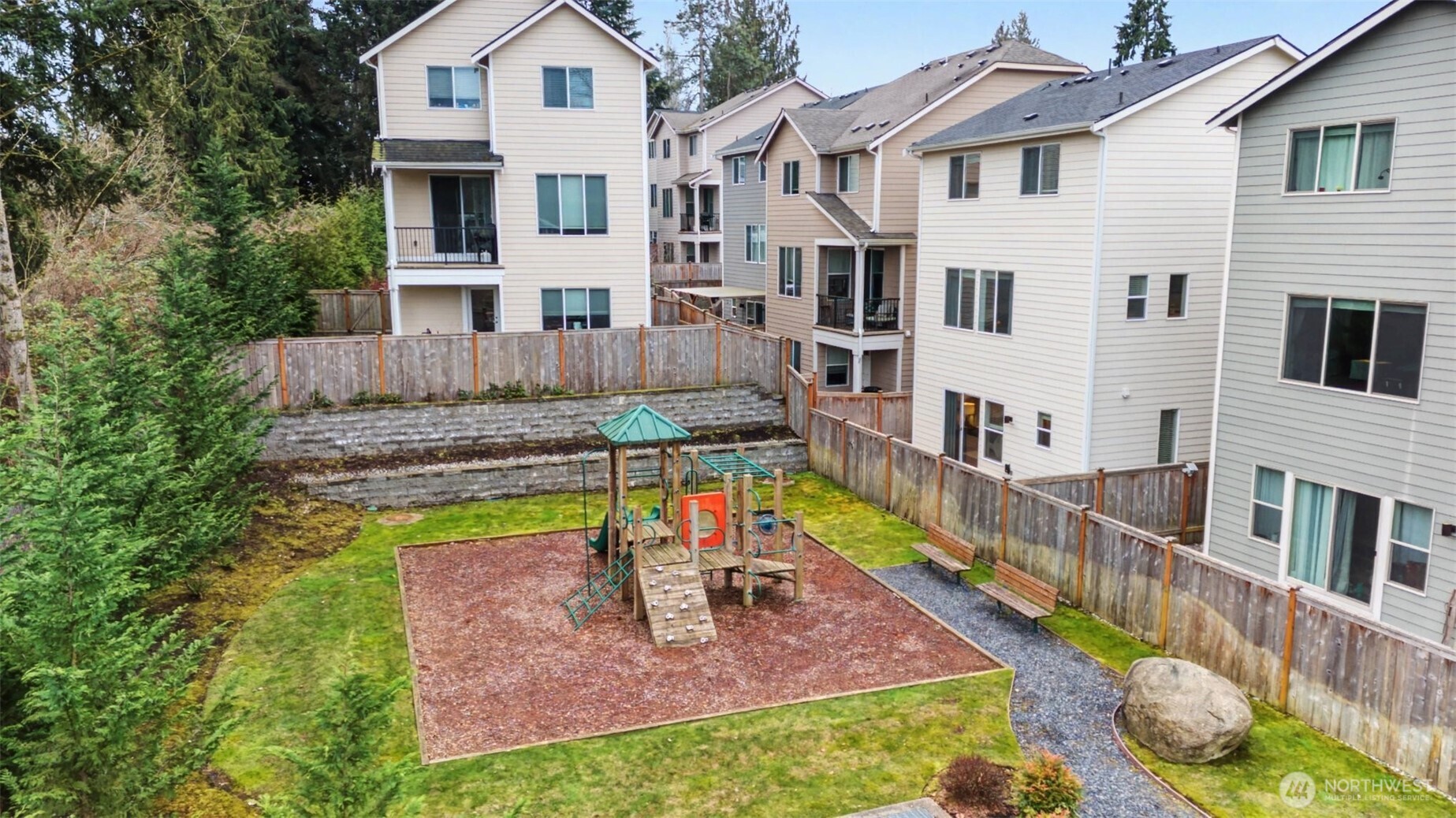 17609 21st Ave W #20, Lynnwood, WA 98037