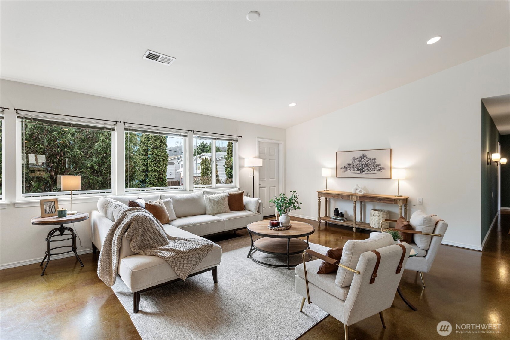 8415 44th Avenue S, Seattle, WA 98118